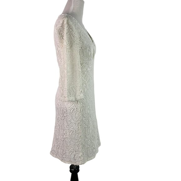 TRINA TURK Womens Size 2 White 3/4 Bell Sleeve V-Neck Crochet Knit Lined  Formal - Picture 4 of 11